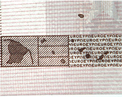 Mikroschrift auf der Rückseite einer 10-Euro-Banknote