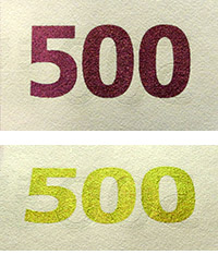 Farbwechsel auf der Rückseite einer 500-Euro-Banknote
