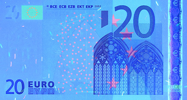 Hilfmittel UV-Licht auf der Vorderseite einer 20-Euro-Banknote