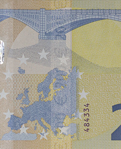 Glanzstreifen auf der Rückseite einer 200-Euro-Banknote der Europa-Serie