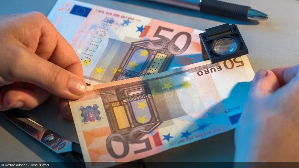 Fewer Counterfeit Banknotes In Germany | Deutsche Bundesbank